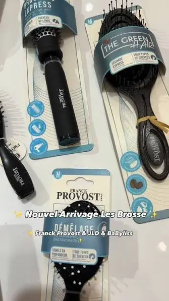 ROG HAIR BRUSH