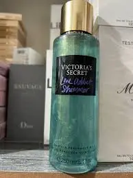 VICTORIAS SECRET LOVE ADDICT SHIMMER BRUME PARFUMEE SCINTILLANTE 250ML