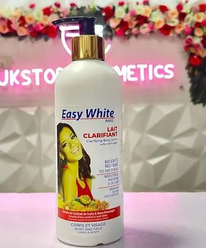 EASY WHITE PARIS LAIT CLAIRIFIANT HYDRATANT & NOURISSANT TOUS TYPES DE PEAUX CORPS ET VISAGE 425ML